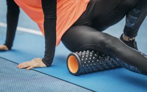 The Top 4 Benefits of Using a Foam Roller - Sworkit Health | On-Demand ...