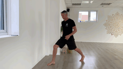How to perform Split Squats exercise to reduce knee pain